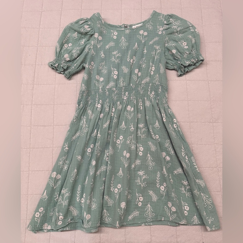 Cat & Jack light green floral dress - Size Medium